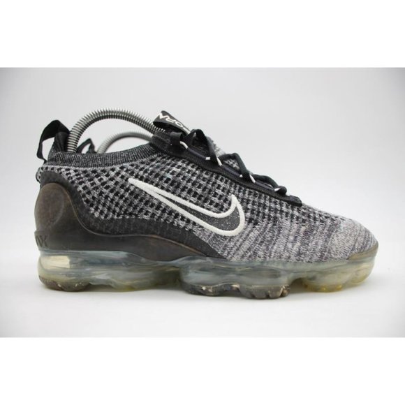 Nike Air Vapormax 2021 FK Flyknit Women's Size US Oreo Black
